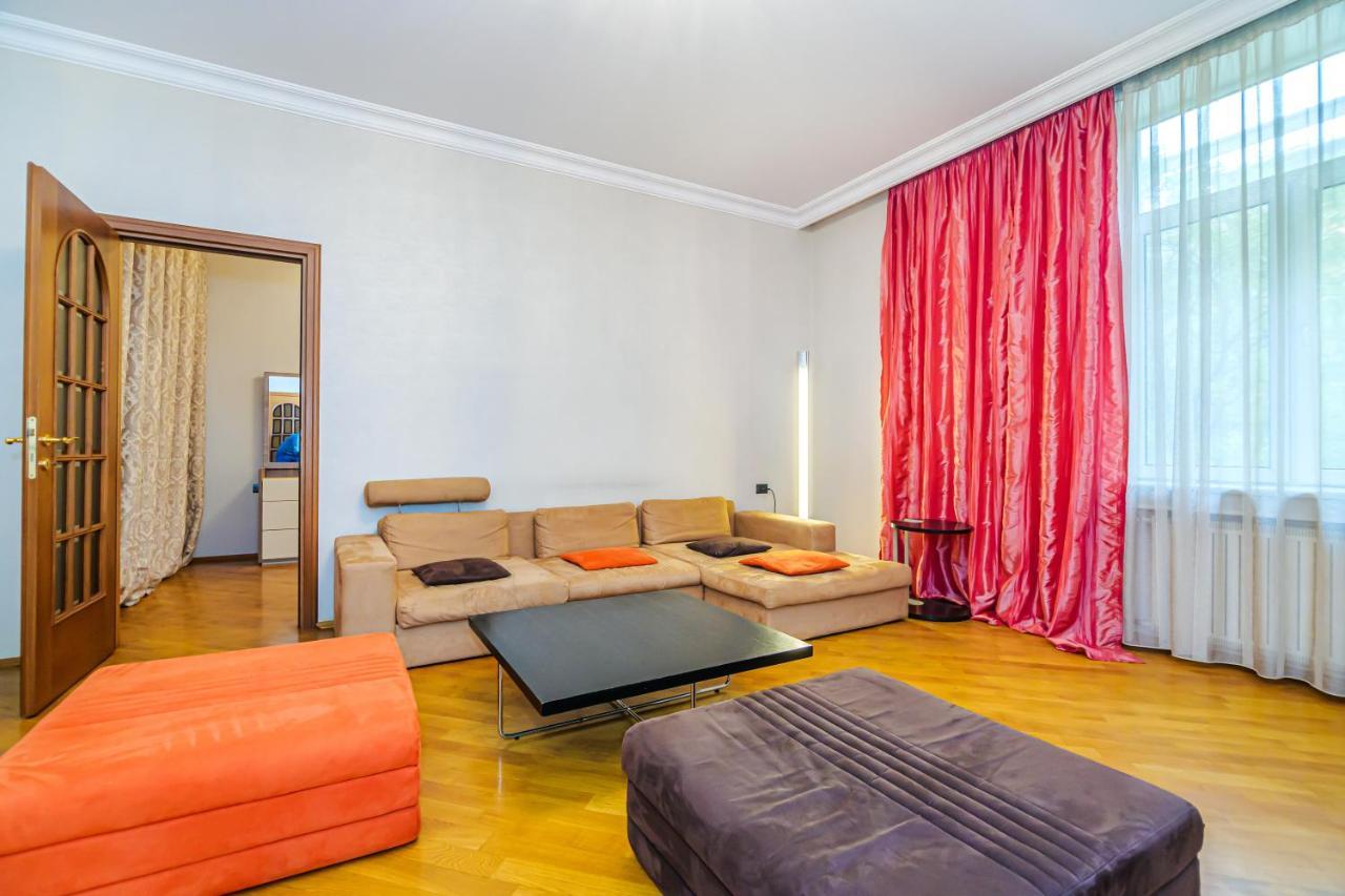 Vip Apartamen Nizami Street Lejlighed Baku Eksteriør billede