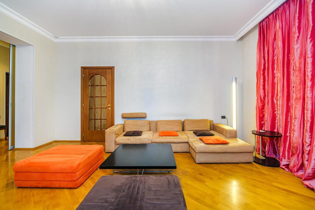 Vip Apartamen Nizami Street Lejlighed Baku Eksteriør billede
