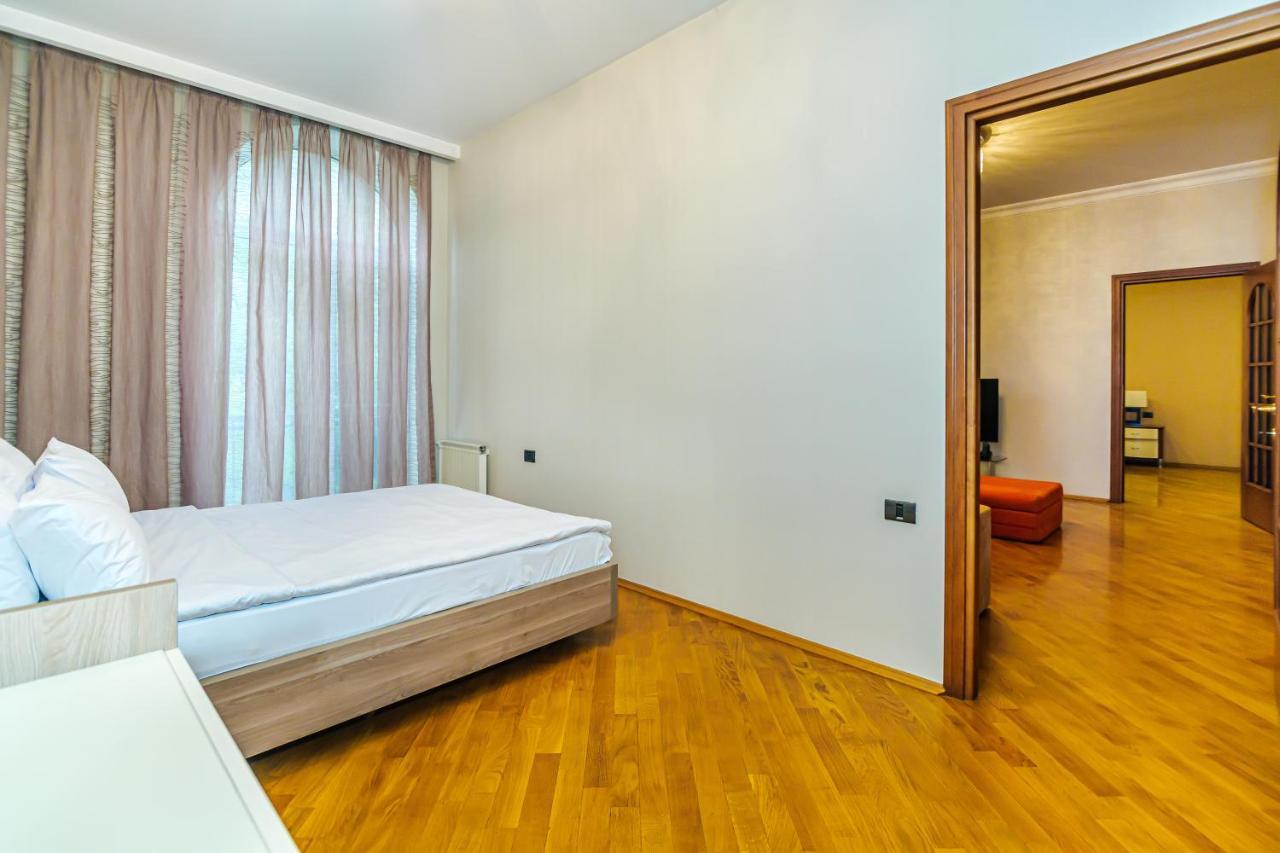 Vip Apartamen Nizami Street Lejlighed Baku Eksteriør billede