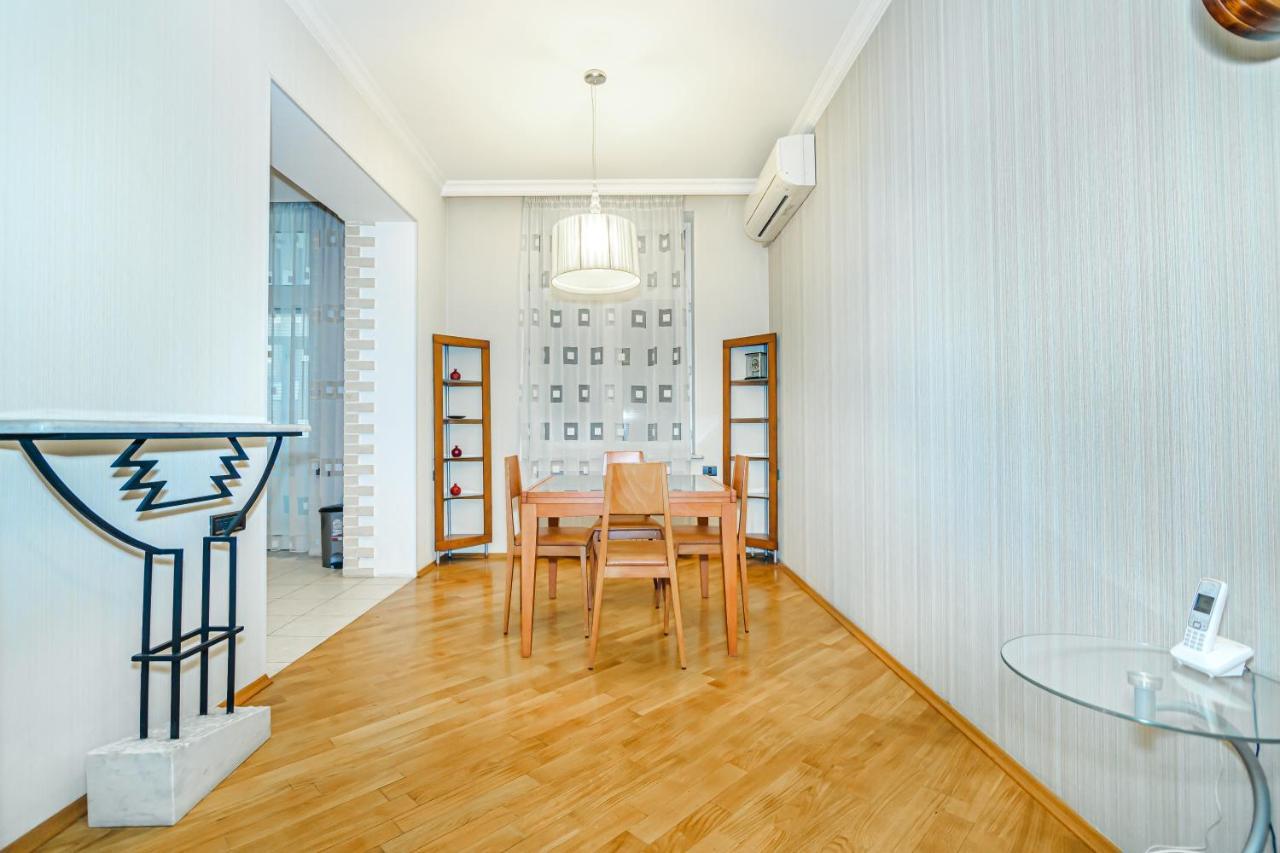 Vip Apartamen Nizami Street Lejlighed Baku Eksteriør billede